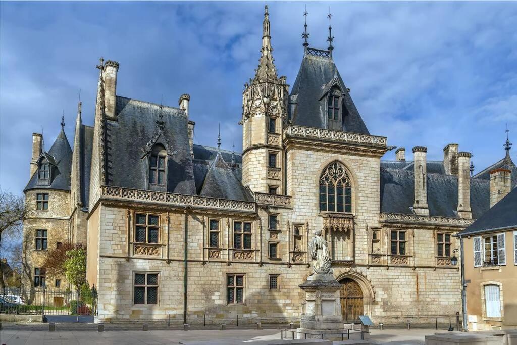 Appart 2 Pieces 35M2,Centre Ville, Parking Gratuit Bourges Exterior photo