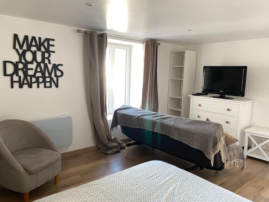 Appart 2 Pieces 35M2,Centre Ville, Parking Gratuit Bourges Exterior photo